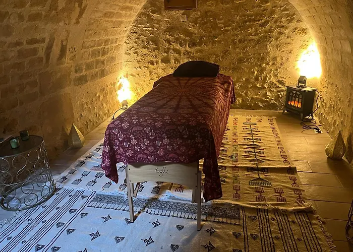 Magny En Vexin : Maison Meublee